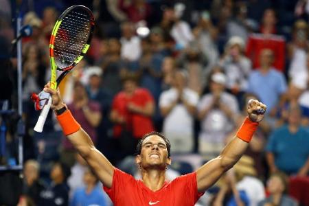 Nadal in Toronto im Finale gegen Tsitsipas Nadal in Toronto im Finale gegen Tsitsipas