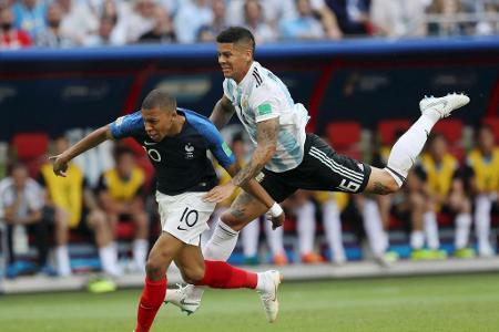 Im entscheidenden Gruppenspiel gegen Nigeria noch der gefeierte Siegtorschütze, gegen Frankreich eine der tragischen Figuren...
