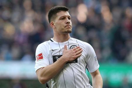 Frankfurts Jovic erzielt als 14. Spieler fünf Treffer - Dieter Müller weiterhin Rekordhalter