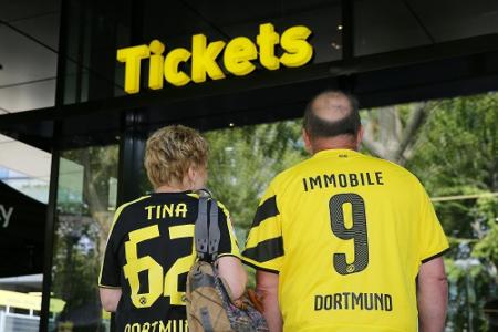 NRW-Innenminister Reul nach Dortmund für Ticketpersonalisierung