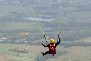 Fallschirmspringen: Friess holt WM-Gold
