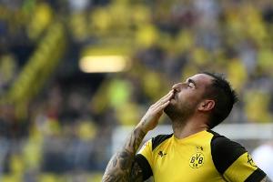 Medien: Dortmund bindet Alcacer bis 2023