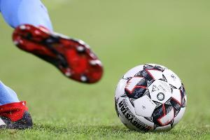 Augsburg gegen Freiburg: Fan nach Herzstillstand verstorben
