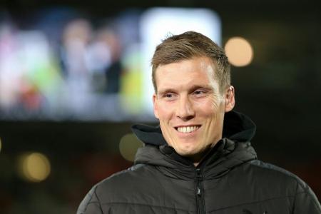 Hamburg übernimmt beim Wolf-Debüt Tabellenführung - Fürth verliert