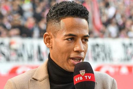 VfB in Hoffenheim mit Aogo VfB in Hoffenheim mit Aogo
