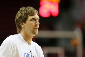 Nowitzki fehlt Dallas "mindestens mehrere Wochen"