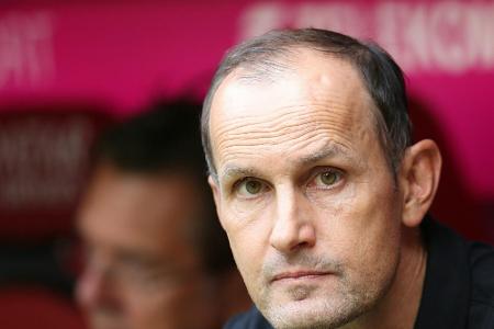 Nach Korkut-Entlassung: Herrlich kritisiert Schnelllebigkeit im Fußball Nach Korkut-Entlassung: Herrlich kritisiert Schnelllebigkeit im Fußball