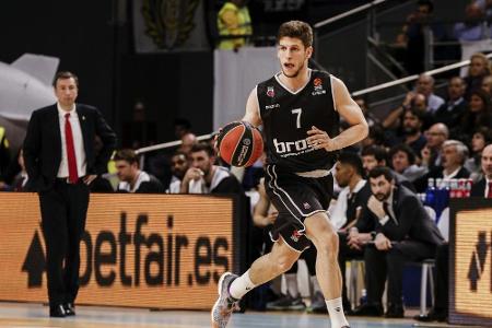 BBL: Bayern wieder Erster - Bamberg siegt auch bei den Eisbären BBL: Bayern wieder Erster - Bamberg siegt auch bei den Eisbären