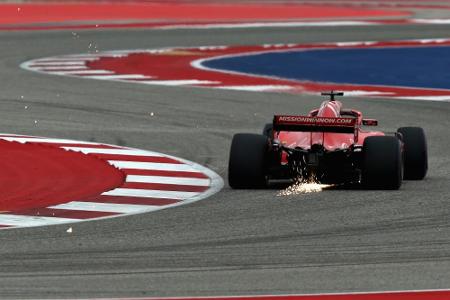 Hamilton nach zweiten Boxenstopp Dritter - Vettel auf fünf Hamilton nach zweiten Boxenstopp Dritter - Vettel auf fünf