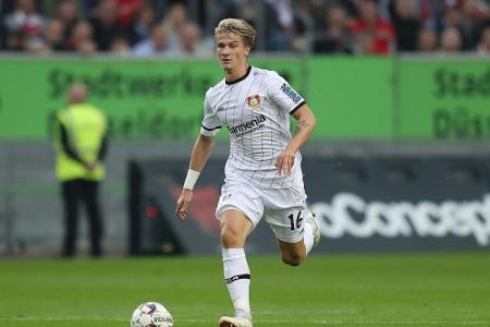 Vize-Weltmeister Jedvaj verlängert bis 2023 bei Bayer Vize-Weltmeister Jedvaj verlängert bis 2023 bei Bayer