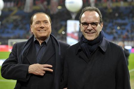Offiziell: Berlusconi kauft Drittligisten Monza Offiziell: Berlusconi kauft Drittligisten Monza