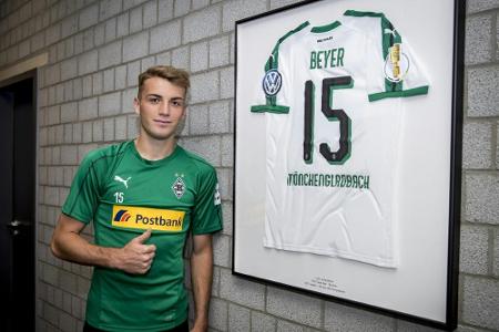 Gladbachs Abwehrtalent Beyer erhält Profivertrag bis 2022 Gladbachs Abwehrtalent Beyer erhält Profivertrag bis 2022