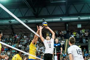 Volleyballer bezwingen Olympiasieger Brasilien