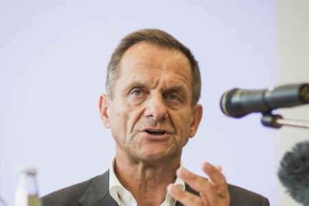 Hörmann spricht Vogel Mut zu: Hörmann spricht Vogel Mut zu:
