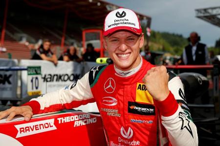 Mick Schumacher holt Dreifachsieg am Nürburgring