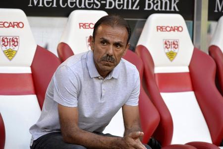 Im Mai 2016 präsentiert der VfB Stuttgart den Niederländer Jos Luhukay als neuen Cheftrainer. Vier Monate später schmeißt de...