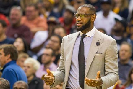 LeBron James: 