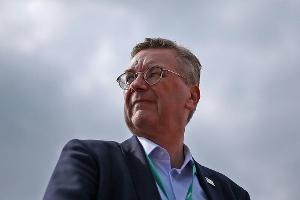 Spiegel: Grindel verlegte Länderspiel aus Furcht vor Ultras - DFB widerspricht