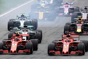 Formel 1: Crash zwischen Vettel und Hamilton in der ersten Runde