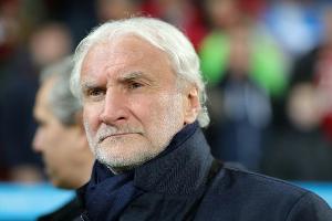 Bayer-Sportdirektor Völler über Montagsspiele: "Entscheidung neu überdenken"