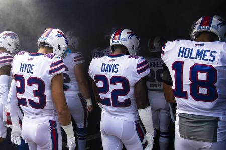 NFL: Davis verlässt Spiel und beendet Karriere NFL: Davis verlässt Spiel und beendet Karriere
