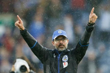 Wagner holt mit Huddersfield ersten Saisonsieg