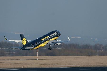 Flieger muss durchstarten: Schreckmoment für BVB-Spieler Flieger muss durchstarten: Schreckmoment für BVB-Spieler