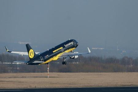 Flieger muss durchstarten: Schreckmoment für BVB-Spieler