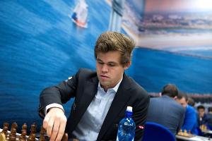 Schach: Carlsen vermeidet erste Niederlage gegen Caruana