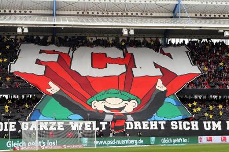 'Die ganze Welt dreht sich um dich' - klares Bekenntnis der FCN-Anhänger.