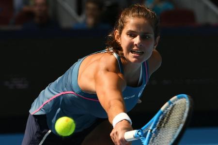 Elite Trophy: Titelverteidigerin Görges kämpft sich ins Halbfinale Elite Trophy: Titelverteidigerin Görges kämpft sich ins Halbfinale