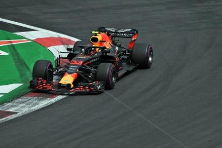 Formel 1: Mercedes-Duo knapp vor Vettel