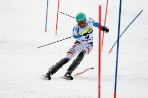 Nach Hand-OP: Neureuther zurück im Schneetraining