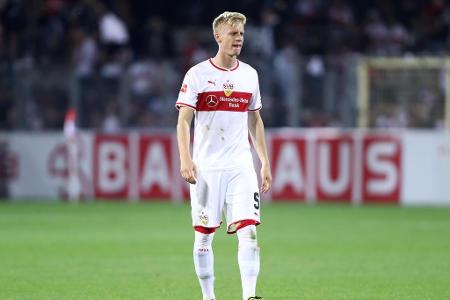 Nicht immer unumstritten beim VfB, doch in dieser Spielzeit Stammspieler. Zwar spielte der Innenverteidiger während der Plei...