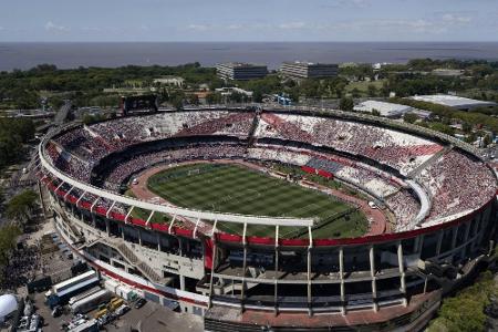 Nach Ausschreitungen: Final-Rückspiel der Copa Libertadores verschoben Nach Ausschreitungen: Final-Rückspiel der Copa Libertadores verschoben