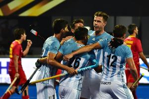 Hockey: Olympiasieger Argentinien klar auf Kurs Gruppensieg