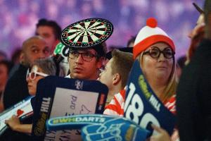 Darts-WM: "Bad Boy" Price scheitert an Auftakthürde und Publikum