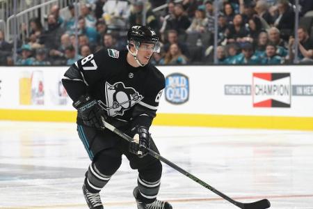 Crosby feiert Sieg mit den 