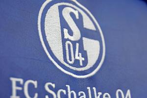 Ohne Europacup und Spielerverkäufe: Schalke macht Minus von zwölf Millionen