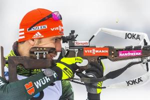Peiffer im Massenstart Siebter - Bö siegt erneut