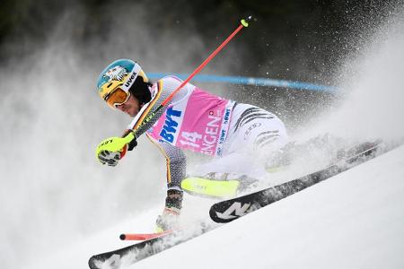 Slalom in Wengen: Neureuther abgeschlagen, Clement überraschend in Führung