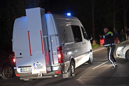 Angriff auf BVB-Bus (5).jpg