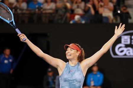 Scharapowa schlägt Titelverteidigerin Wozniacki Scharapowa schlägt Titelverteidigerin Wozniacki