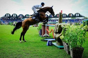 Springreiten: Deußer Dritter bei Weltcup in Amsterdam