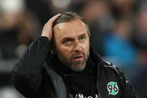 Kind bestätigt: Doll auch in Wolfsburg auf der Trainerbank