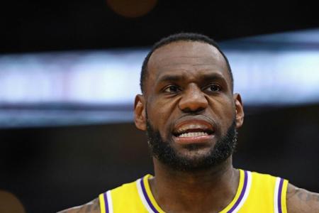 NBA: James beendet Saison vorzeitig NBA: James beendet Saison vorzeitig