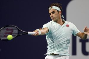 Miami: Federer nach Sieg über Shapovalov im Finale gegen Isner