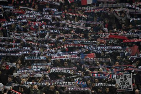 Paris bei Trainingseinheit von eigenen Anhängern beschimpft