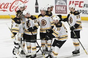 NHL: Boston Bruins lösen Play-off-Ticket