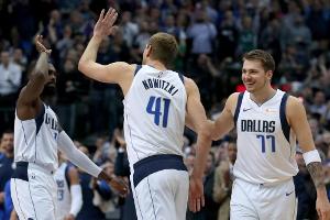 Mavericks um überragenden Nowitzki deklassieren Meister Golden State